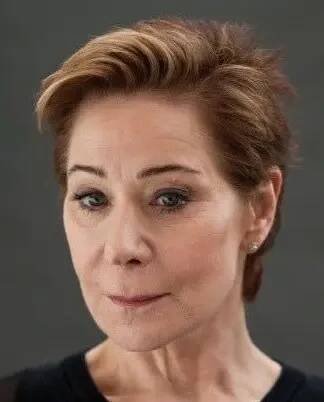 Zoë Wanamaker