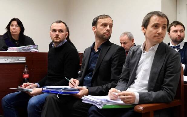 Vydírání na pražské hygieně?! Nadřízeným jsem dal 95 tisíc, řekl úředník u soudu. Vše si nahrával