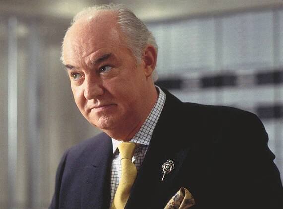 Robert King's Lapel Pin from The World Is Not Enough | Bond Lifestyle