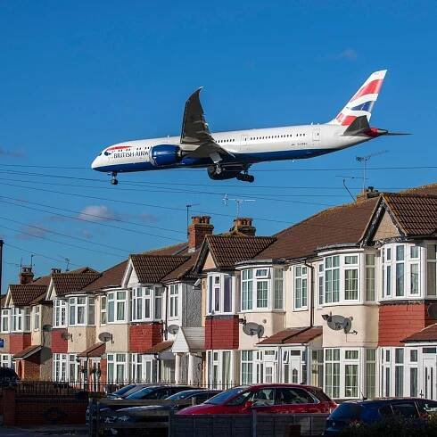 UK Airspace Design Service to overhaul flight paths, reducing travel time and plane noise