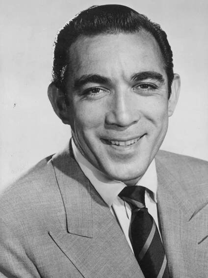 Soubor:Anthony Quinn around the 1960s.jpg – Wikipedie