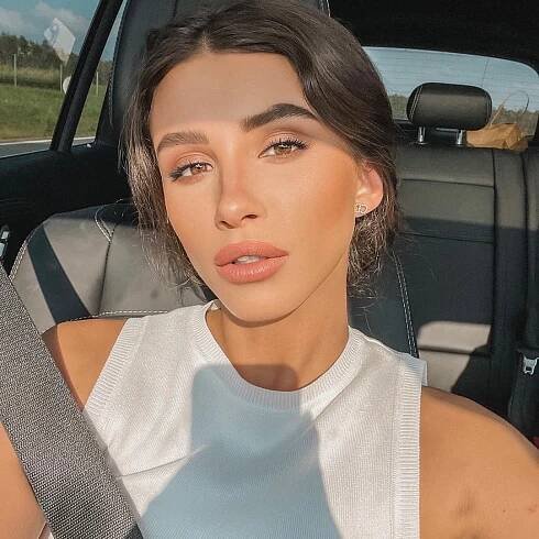 Daniela Zálešáková se pochlubila novým partnerem: Proč fanoušci spekulují o návratu modelky do svého bývalého přítele
