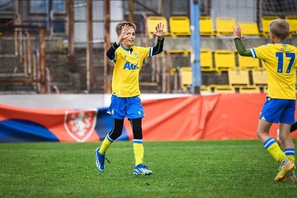 FK Teplice – U10 vybojovala bronz na turnaji Kangaroo Cup!
