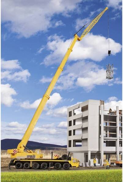 Kibri 13012 H0 model stavebního vozidla Liebherr Teleskopický jeřáb 1120 s hrotem v mřížce