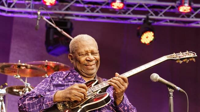 Ovlivnil generace následovníků: Před 100 lety se narodil král bluesové kytary B. B. King - Expres FM