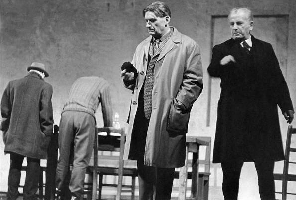 Konec masopustu - 14.11.1964, Ladislav Boháč (Tajemník), Miloš Nedbal (Cihlář) Foto: Jaromír Svoboda