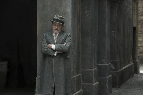 Babylon Berlín - Epizoda 2 - Z filmu - Karl Markovics