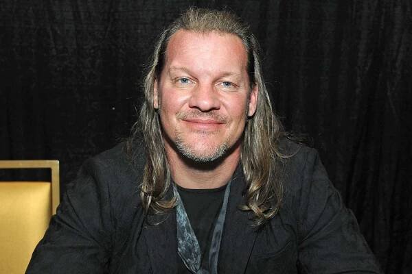 Wrestling legend Chris Jericho teases 'Dark Side of the Ring' season 3