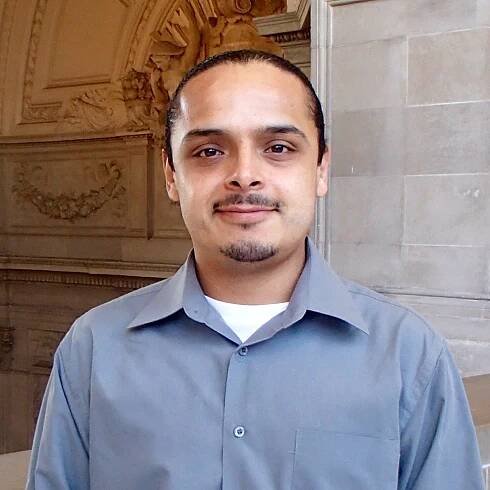Headshot of Alejandro Garcia Martinez