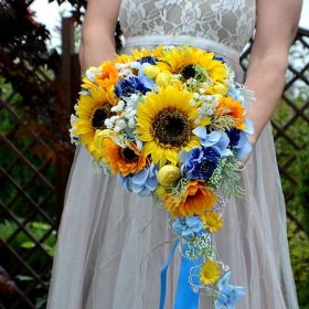Svatební kytice převislá slunečnice