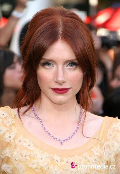 Bryce Dallas Howard - celebrity účes - HappyHair