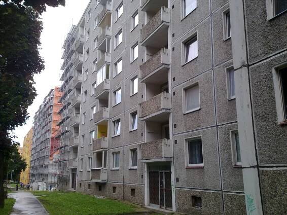 : Zateplení panelového domu Jirkov <br>- Použitý materiál - Baumit 