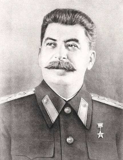Putinovská propaganda: Do Ruska se vracejí sochy Stalina, připomínat jeho oběti se nesluší
