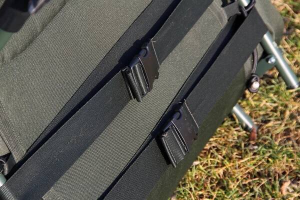 Mivardi Lehátko CamoCODE Flat6 - Lovime-ryby