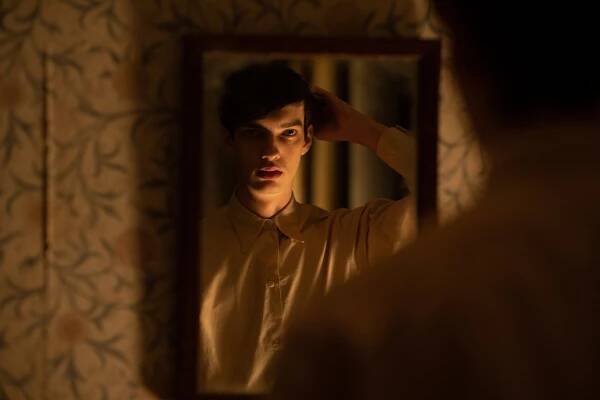 Kodi Smit-McPhee on Quiet Confidence, Chronic Pain and ‘The Power of the Dog’