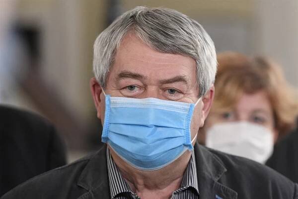 Filip už nepovede KSČM. Ve hře je podle Dolejše délka tolerance vlády