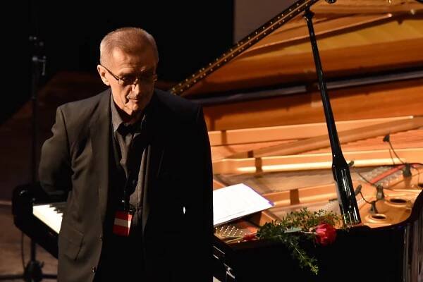 Foto: Miroslav Vitouš a Emil Viklický, JazzFest Brno, 23. 3. 2018
