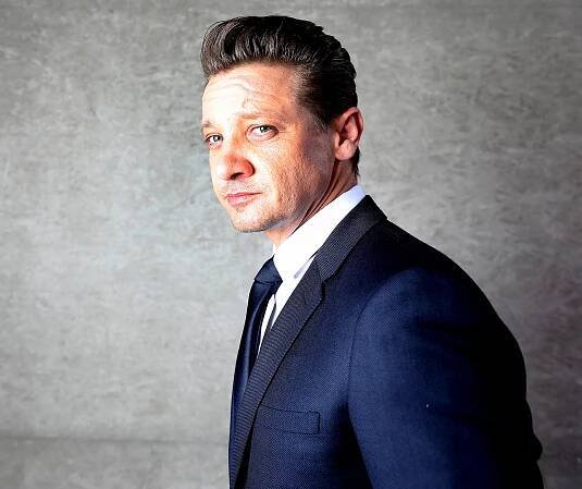 Jeremy Renner Wallpapers