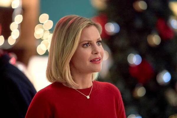 A Shoe Addict's Christmas - Z filmu - Candace Cameron Bure