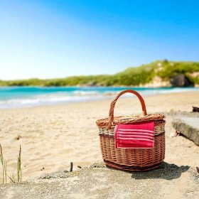 15 Delicious Beach Picnic Recipe Ideas You Need This Summer