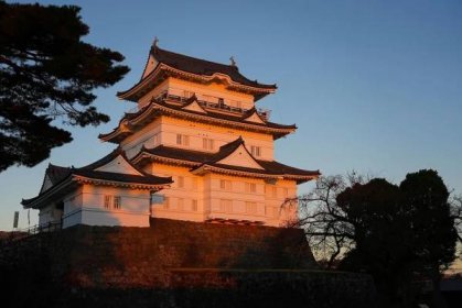 Odawara Castle: The experience takes place here, at Odawara Castle.  The original version was destroyed in 1590. This replica was built in its place in 1960.