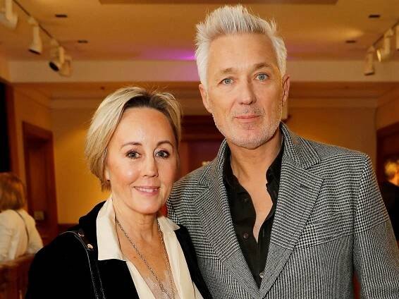 Martin and Shirlie Kemp suffer marriage mishap at clifftop wedding