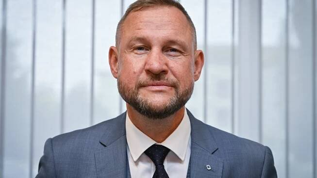 Ředitel České televize Jan Souček končí, radní ho dnes odvolali, nástupce zatím nemají