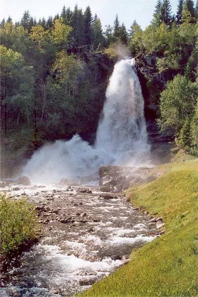 Steinsdalsfossen - European waterfalls