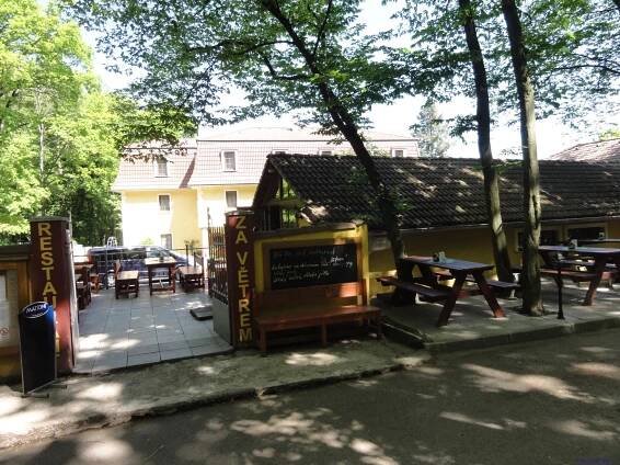 Restaurace Za větrem - Praha | Katalpa