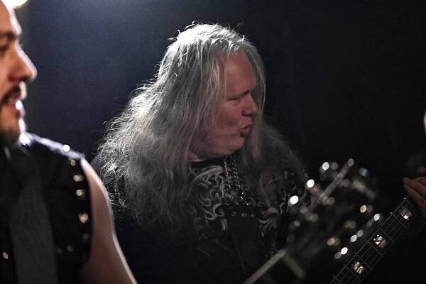 Nejen pro příznivce heavy-metalu hrála v České 1 kapela Halford Revival