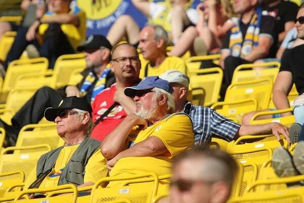Diváci na fotbale Teplice - Pardubice