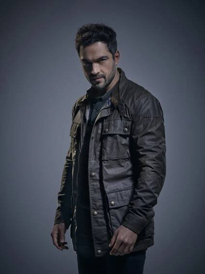 Alfonso Herrera - Exorcista - The Next Chapter - Promo