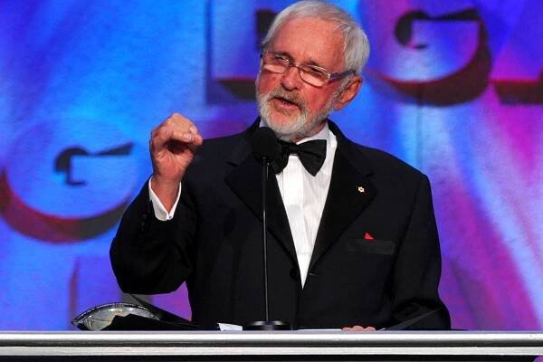 Norman Jewison, Moonstruck and In the Heat of the Night director, dies at 97