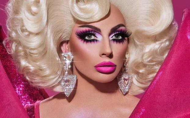 Jsme jako superhrdinky. Clark Kent je Supermanem také jen tehdy, když si oblékne kostým, říká drag queen Alyssa Edwards (Rozhovor)
