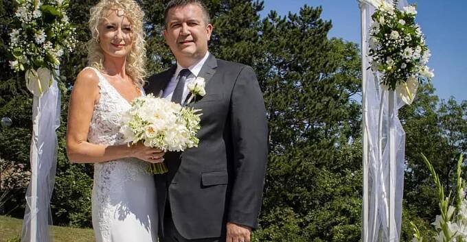 Hamáček se podruhé oženil. „S Gábinou jsme se zamilovali při práci,“ řekl