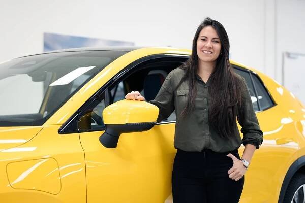 '5+1' with Alejandra Cruz – Logistics Manager Europe at Aiways