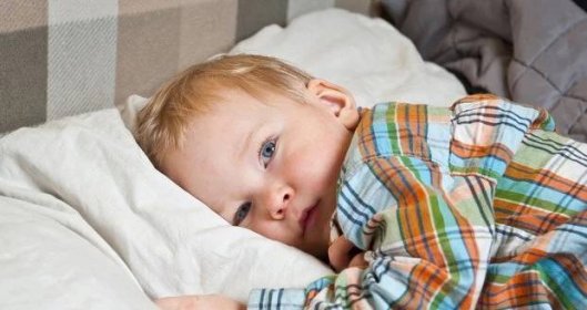 Pozor na reflux u dětí: Může za rýmu, záněty uší i kašel