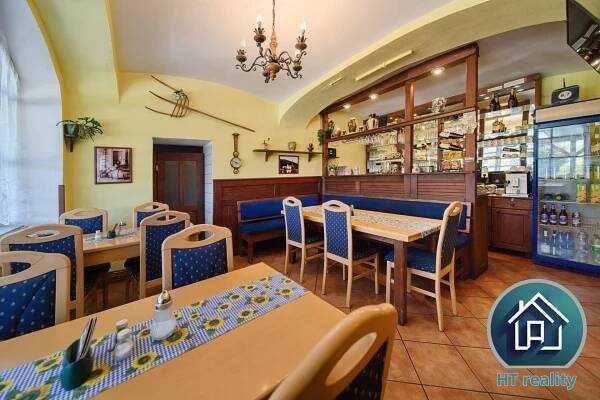 Prodej penzion s restaurací v Blatné u Frymburku, pozemek 2182 m2 | Reality.iDNES.cz 