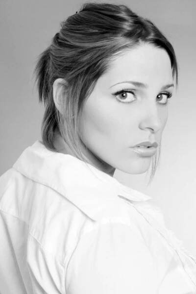 Karla Cossío - Telenovely.net... vše o telenovelách na jednom místě