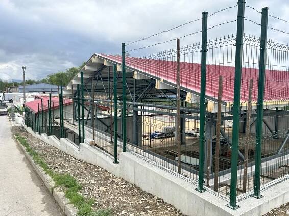 Galéria – Ploty, brány, oplotenie, pletivo, jednoúčelové stroje, zvárané konštrukcie – REMO Handlová, spol. s r.o.