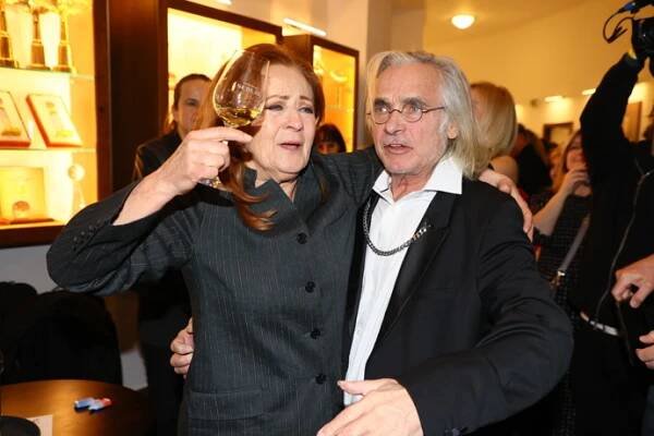 FOTO: Simona Stašová dováděla s Oldřichem Kaiserem. – stránka 11