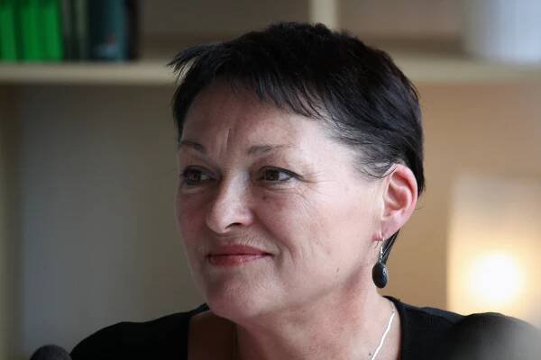 Valérie Zawadská je v důchodu, i tak naplno pracuje. „Ten stát je neuvěřitelnej. Takže z toho důchodu člověk nevyžije.“