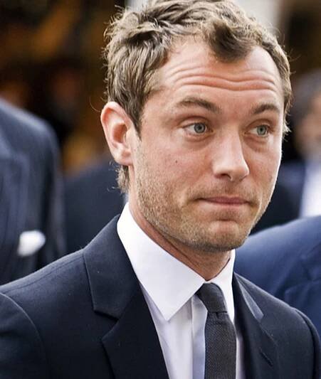 Jude Law - Famous Drinkers