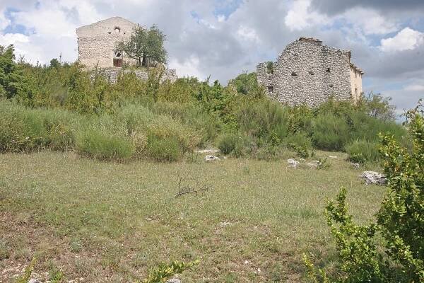 Châteauneuf-lès-Moustiers – Wikipedie