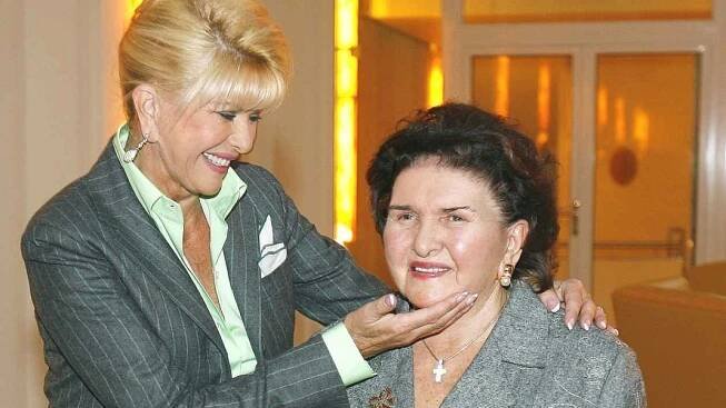 Ivana Trump se svou maminkou Marií Zelníčkovou.