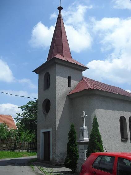Soubor:Heřmanice u Oder, kaple.JPG