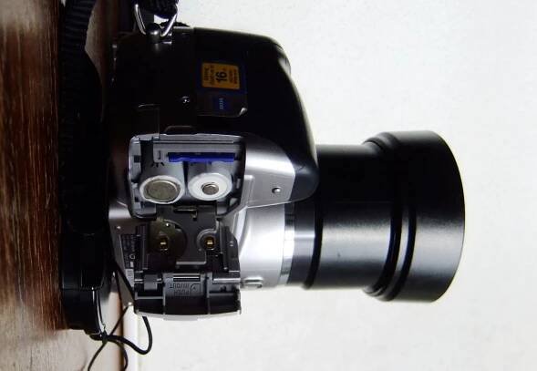 SonyDCS H5 Carl Zeiss 2,8-3,7 /36-432mm