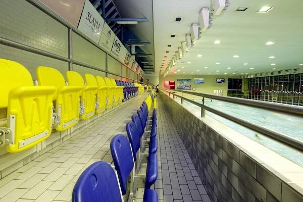 Městské lázně - Aquacentrum - sportovní zařízení - Hradec Králové - Východní-Čechy.info - oficiální turistický portál Pardubického