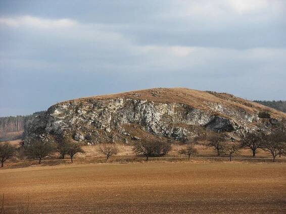 Soubor:Malhostovice, PP Malhostovická pecka (01).jpg – Wikipedie