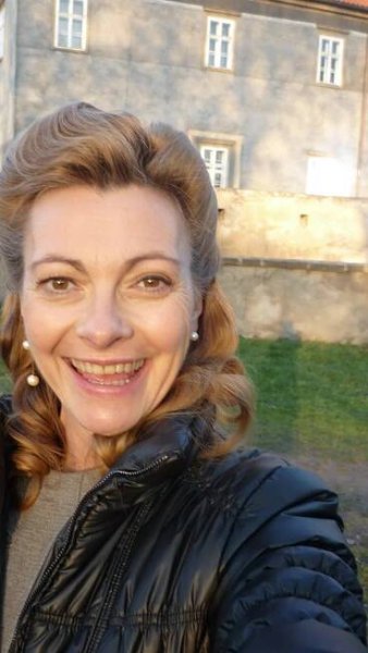 Adriano Olivetti – Jana Hubinská